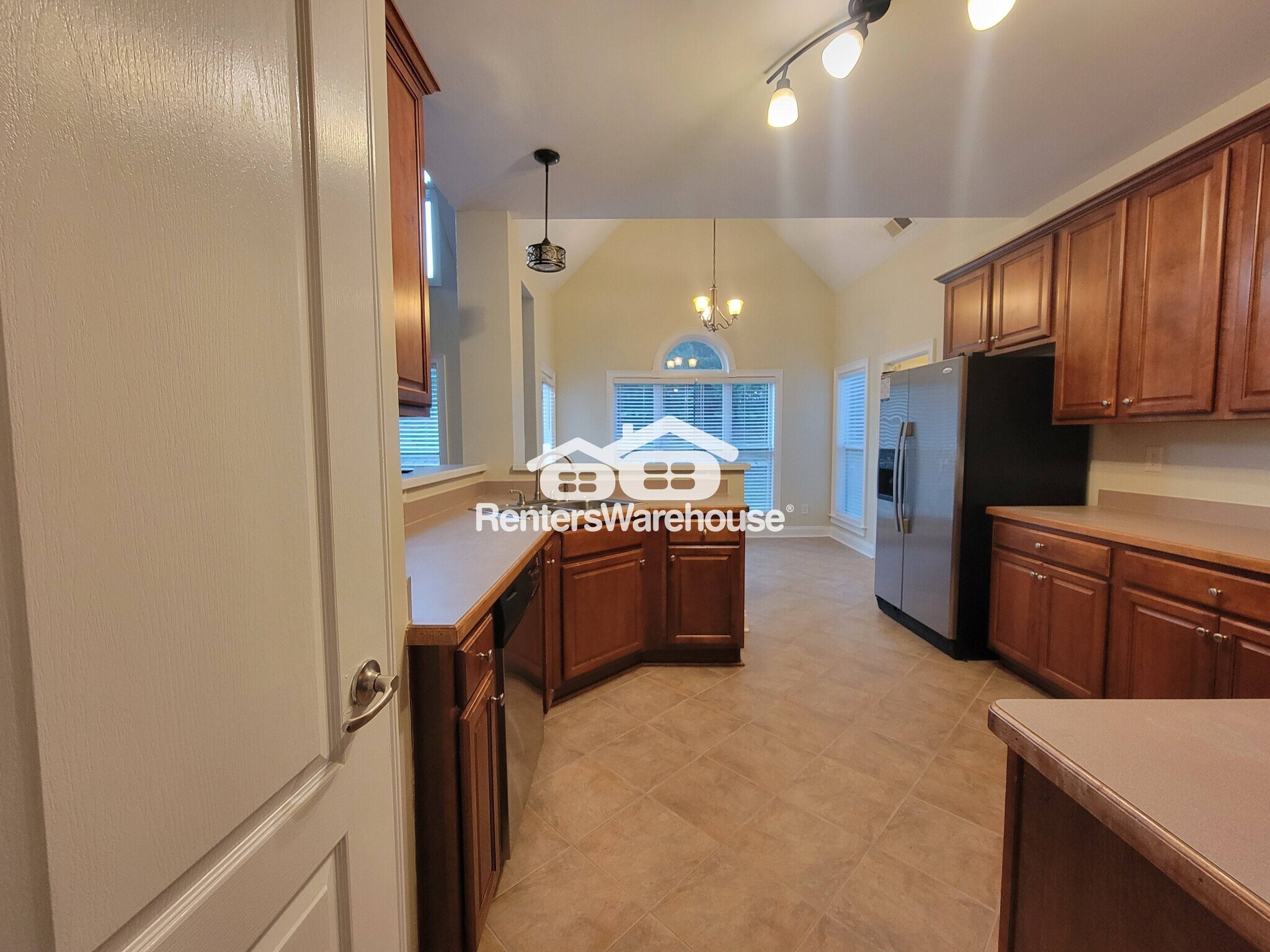 Building Photo - 1025 Rowanshyre Cir