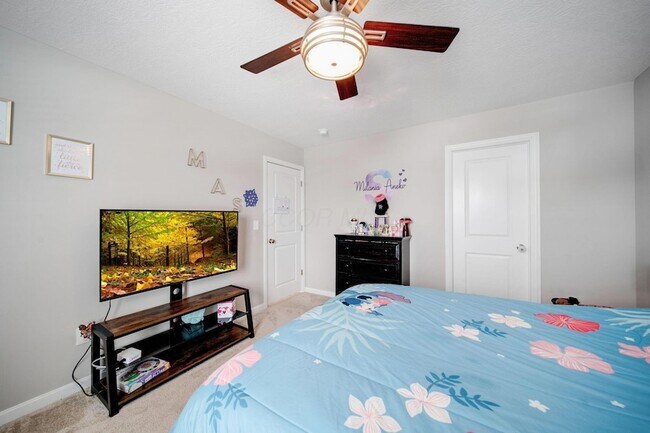 Building Photo - 7181 Fenwick St NW