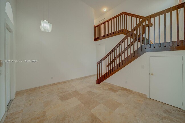 Building Photo - 5035 SW 155th Ave