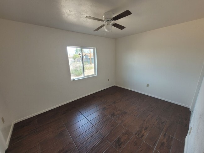 Building Photo - Newly remodeled 3 bedroom, 2 full bath home on large fenced lot.