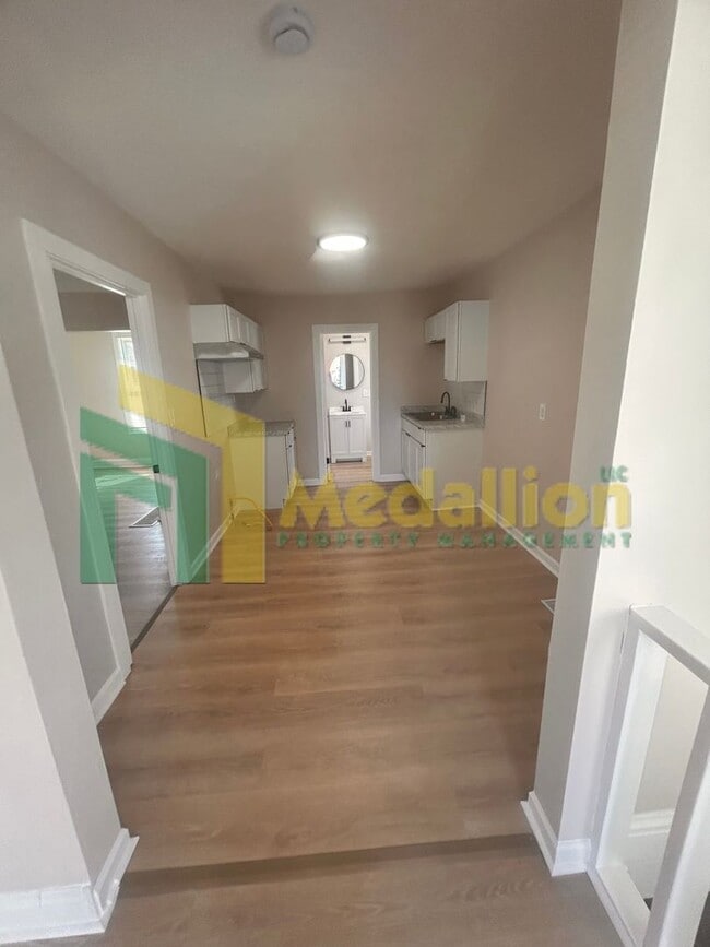 Building Photo - Spacious 1-Bedroom Single-Family Home with Large Fenced Yard