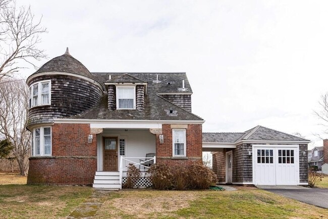 Building Photo - 1 Ella Ter