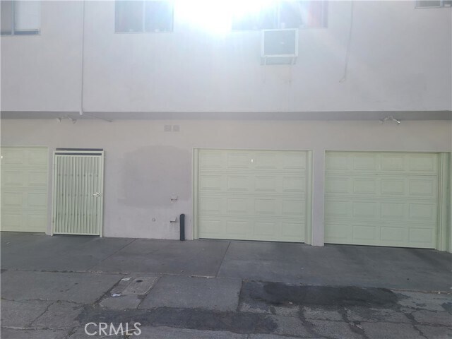 Building Photo - 840 Cedar Ave