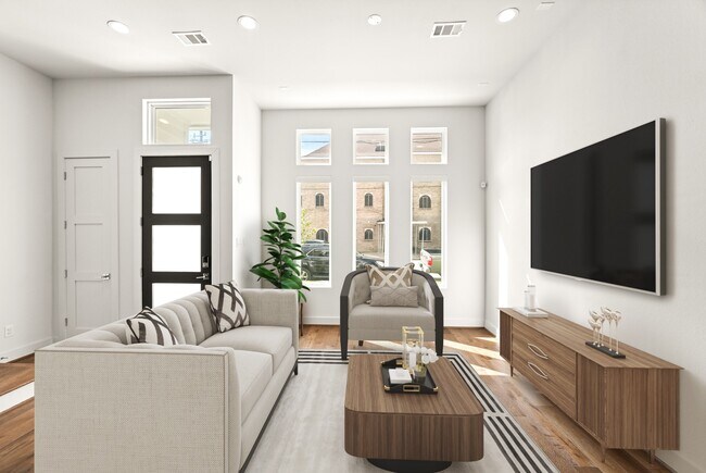 Building Photo - 2409 Webster St