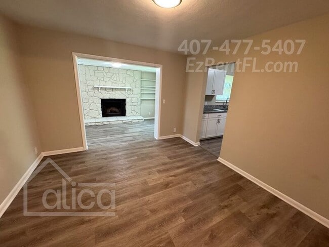 Building Photo - 6657 Blackwood Dr