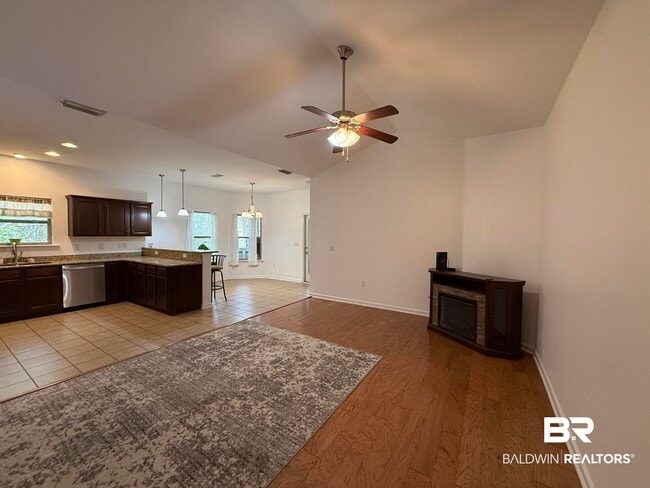 Building Photo - 10720 Dunmore Dr