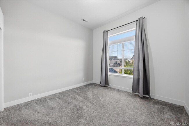Building Photo - 20750 E Beekman Pl