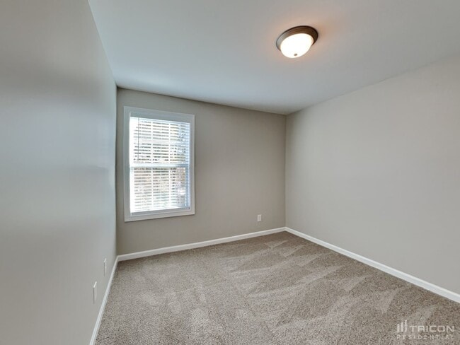 Building Photo - 1785 Rains Rd