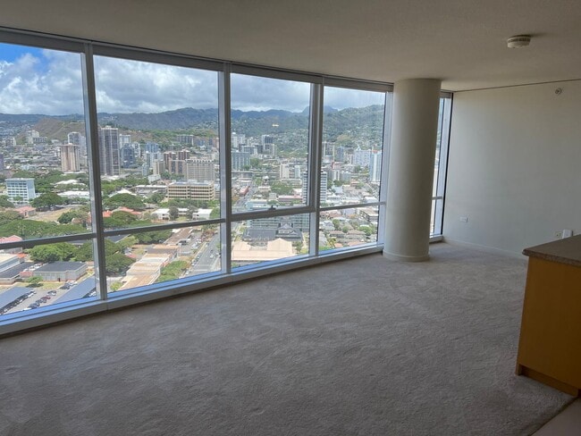 Building Photo - 1 bed / 1 Bath / 1 Parking @ Moana Pacific