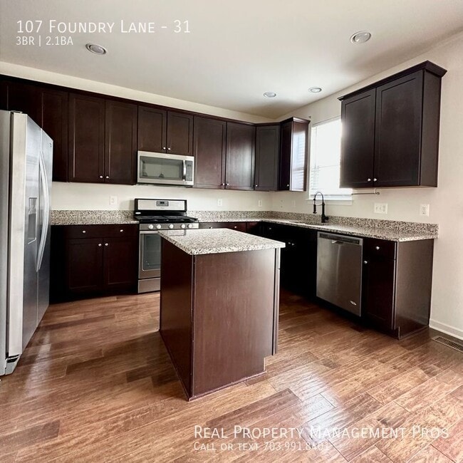 Building Photo - 107 Foundry Ln