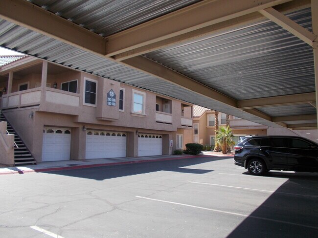 Building Photo - 5125 W Reno Ave