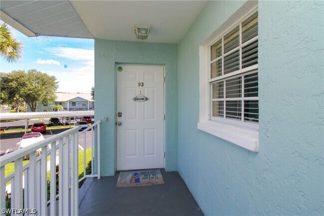 Building Photo - 28280 Pine Haven Way