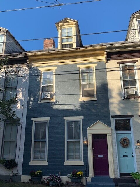 Building Photo - 1202 Penn St