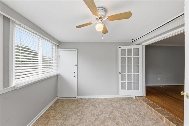 Building Photo - 54 La Rue Pl NW