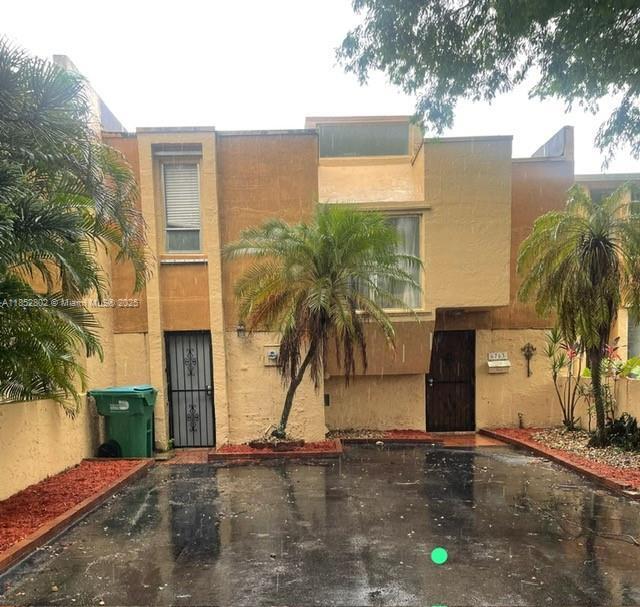 Primary Photo - 6763 SW 140th Ave