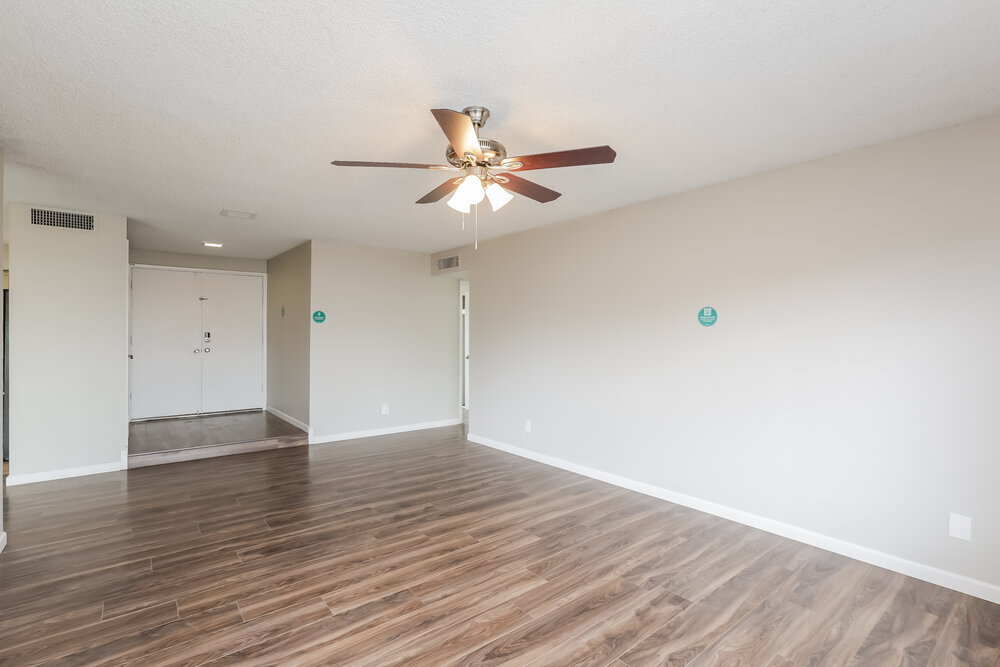 Building Photo - 4014 E Apollo Rd