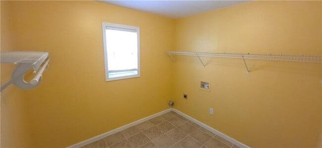 Building Photo - 2784 James Henry Dr