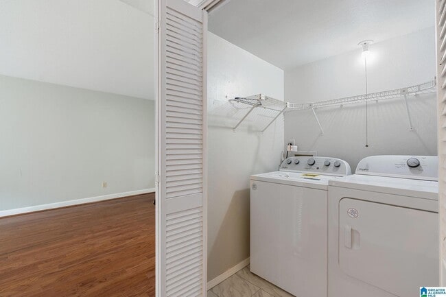 Building Photo - 159 Old Montgomery Hwy