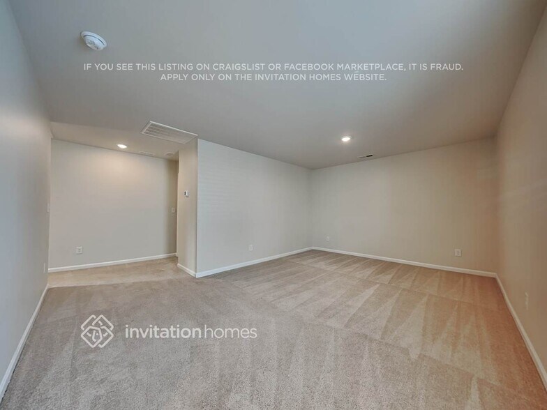 Building Photo - 7208 Olive Coast St