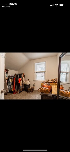 Building Photo - 313 Barres Ln