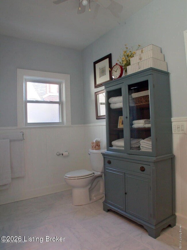 Building Photo - 2316 Carolina Ave