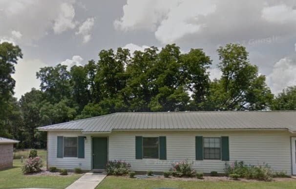 Building Photo - 3155 Louisville St