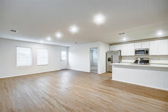 Building Photo - 9603 Fulvetta Briar Ct
