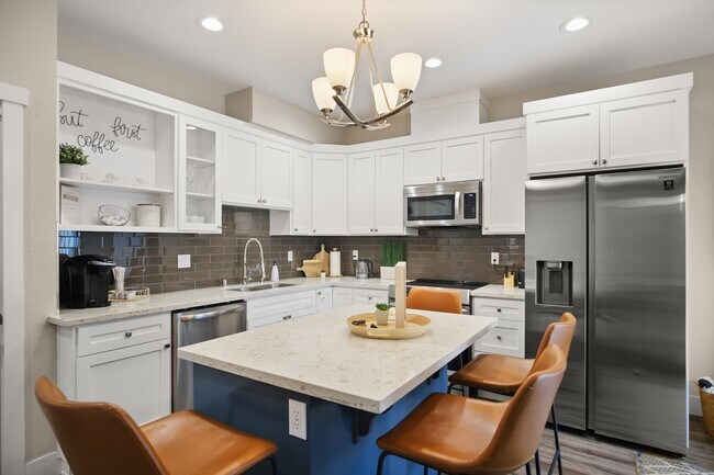 Building Photo - 2994 39th St