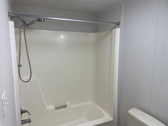 Building Photo - 1 Bedroom 1 Bath Home Located in Johnson City, TN