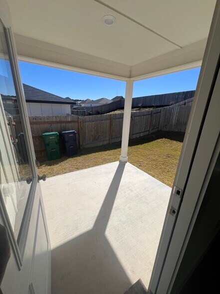 Building Photo - 258 Fawn Ridge Dr