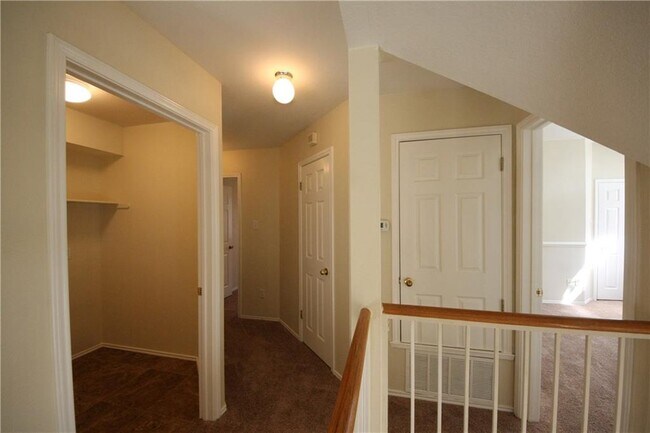 Building Photo - 7608 Tovar Dr