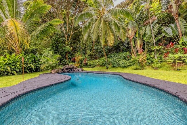 Building Photo - 46-490 Kuneki St