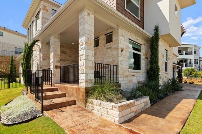 Building Photo - 211 Abbeyville Walk