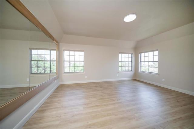 Building Photo - 2905 White Dove Dr