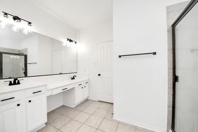Building Photo - 3011 Nickleby Ct