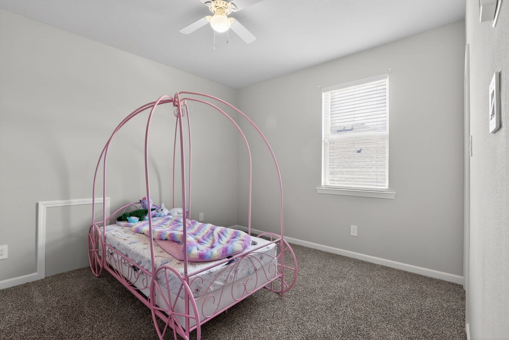 Building Photo - 1708 Sawgrass Dr