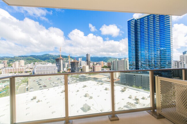 Building Photo - 1388 Kapiolani Blvd