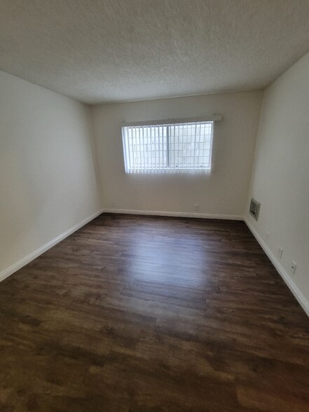 Building Photo - 4124 N Eagle Rock Blvd