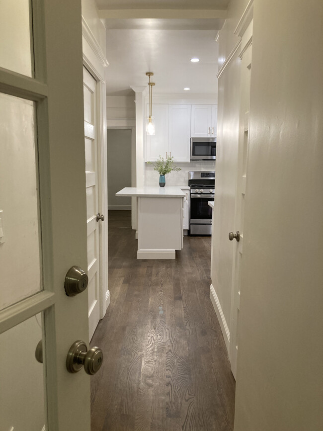 Entry - 2791 Greenwich St