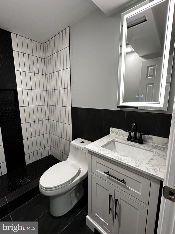 Building Photo - 8925 Alliston Hollow Way