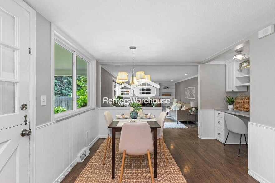 Building Photo - 3966 S Magnolia Way