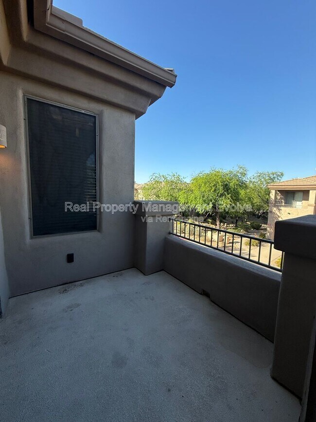 Building Photo - 16420 N Thompson Peak Pkwy
