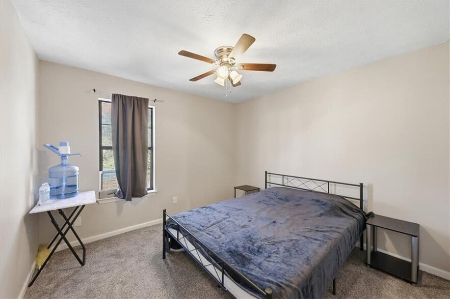 Building Photo - 3682 Stephanie Ct