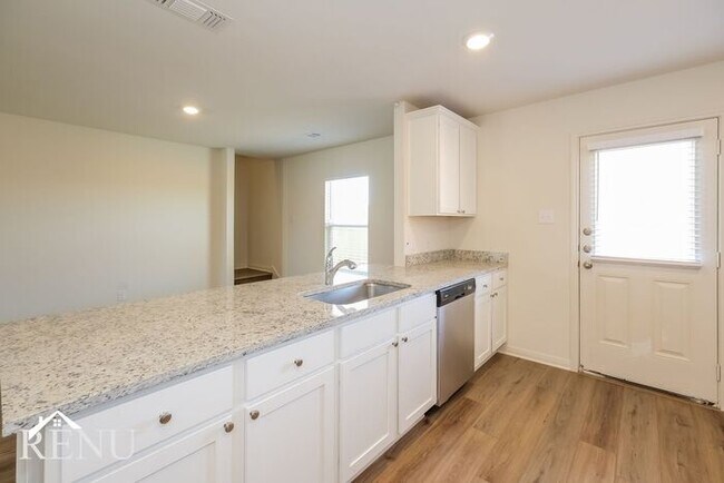 Building Photo - Coming Soon!