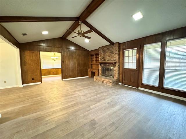 Building Photo - 1925 Glen Hill Dr