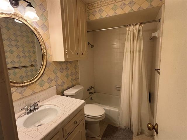 Building Photo - 328 Ridge Crest Dr