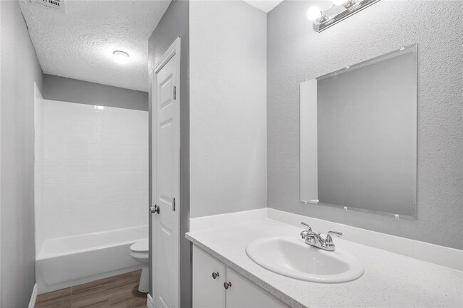 Building Photo - 1843 Ripple Creek Dr