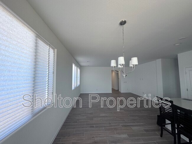Building Photo - 14360 W Alameda Dr