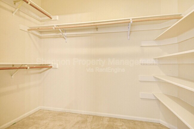Building Photo - 14222 Heather Falls Way