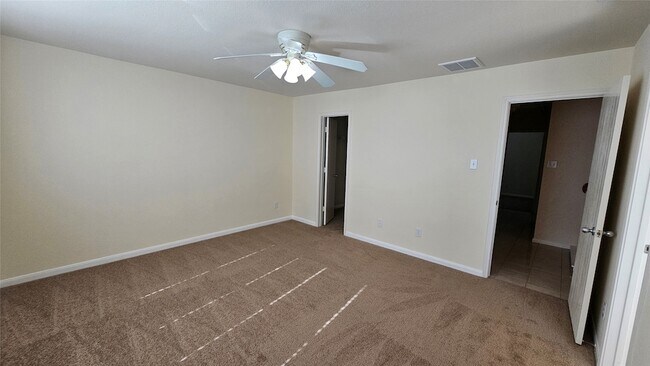 Building Photo - 7918 Barnes Ridge Ln
